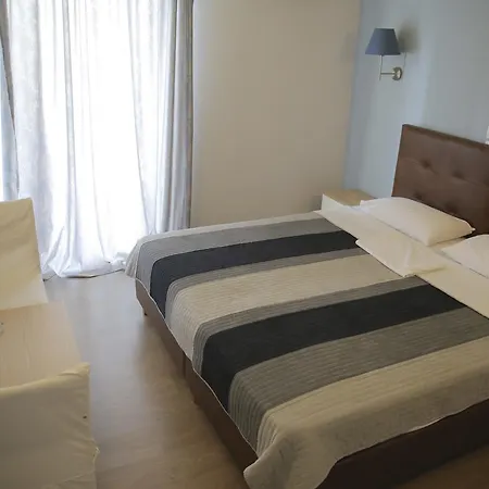 Anesi Hotel Atena